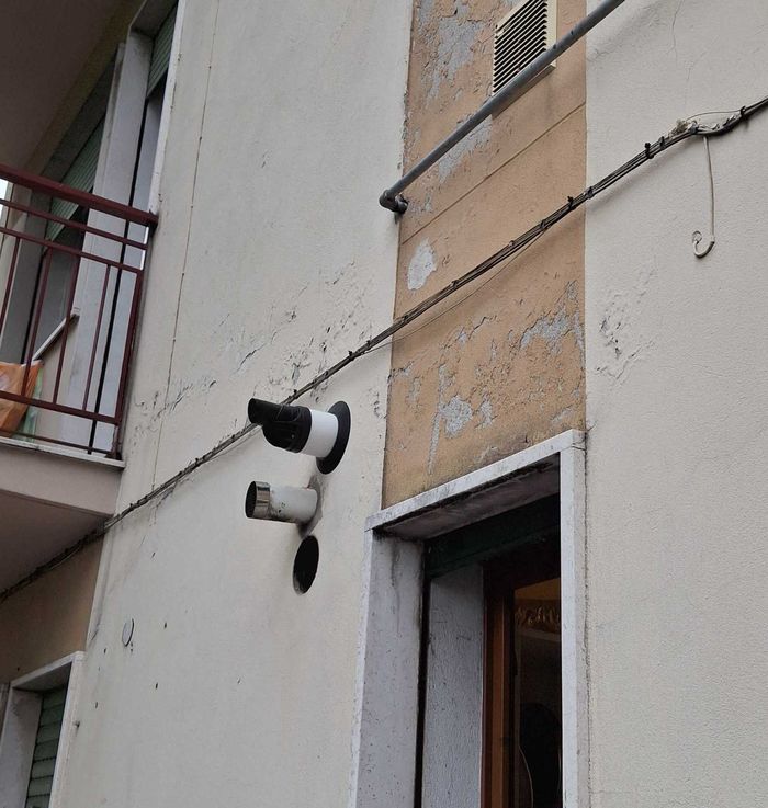 Terminale coassiale di scarico fumi sulla facciata esterna